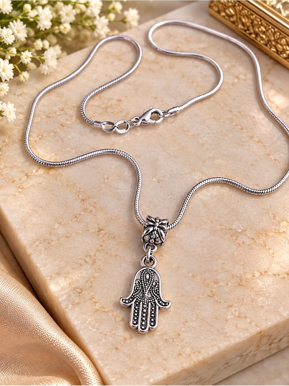 Stainless steel chain Hamsa Hand Pendant Necklace - Silver